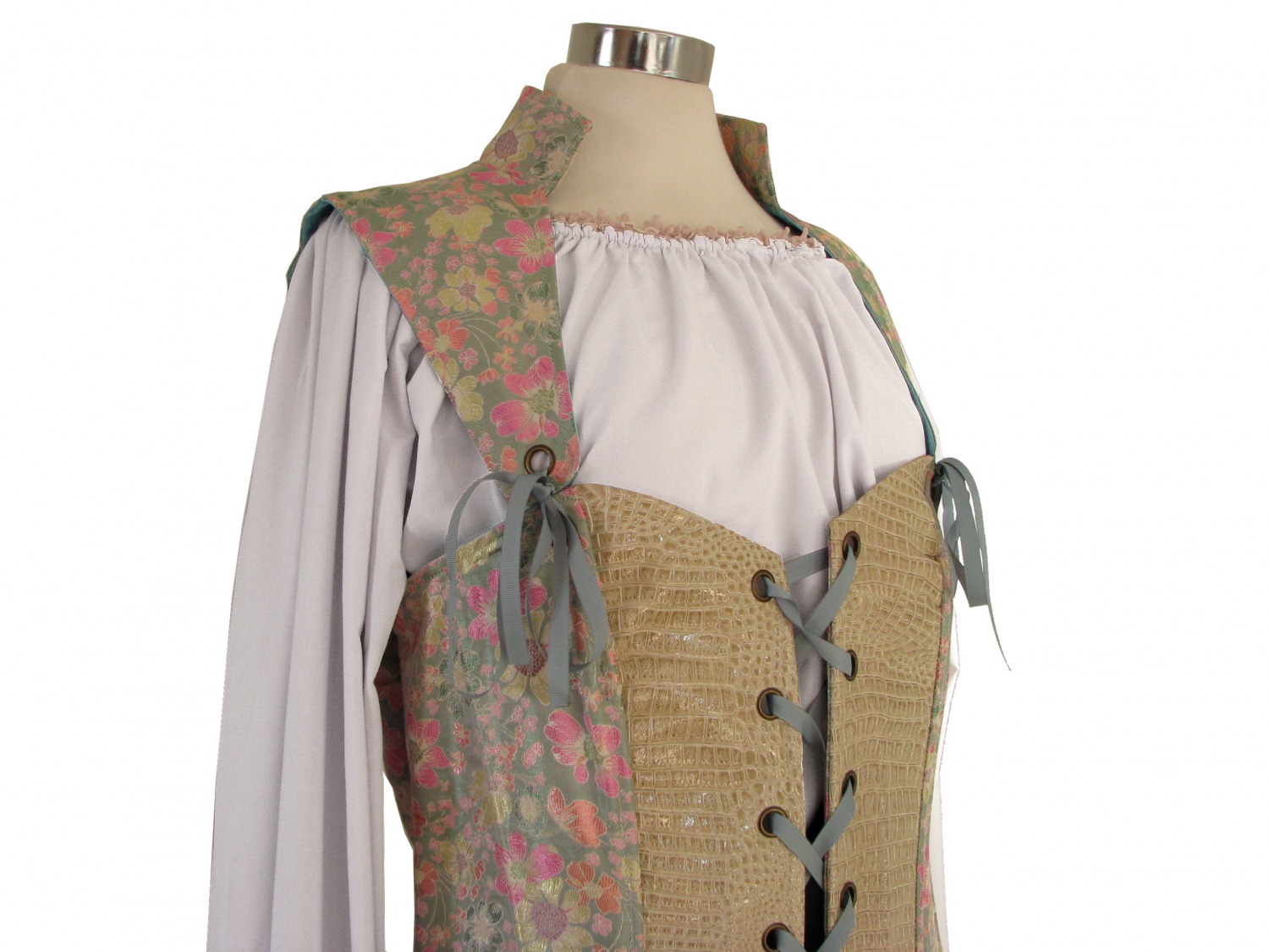 Ladies Medieval Tudor Wench Costume Size 16 - 18 Image